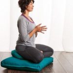 Cómo elegir tu cojín o zafu para meditar