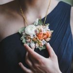 Los 8 mejores broches de flores para vestidos de fiesta